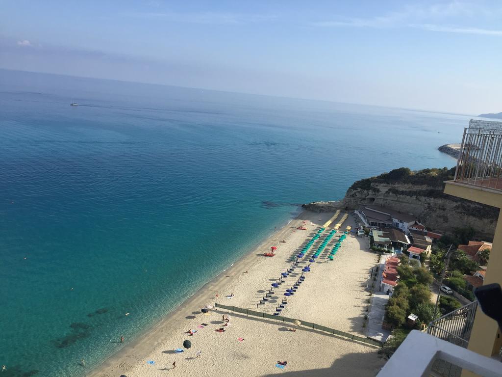 La Marinette Appartement Tropea Buitenkant foto