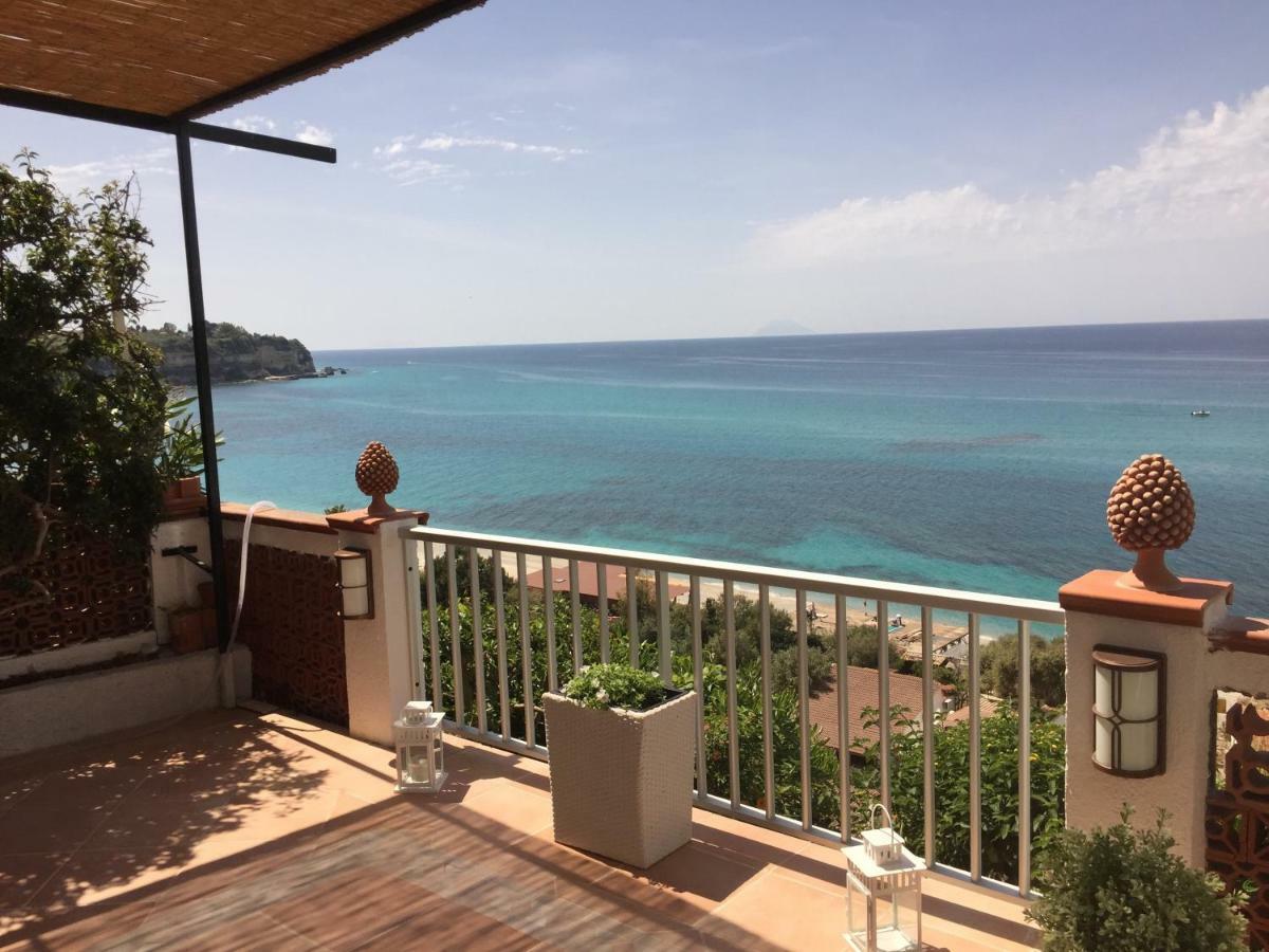 La Marinette Appartement Tropea Buitenkant foto