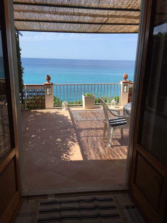 La Marinette Appartement Tropea Buitenkant foto