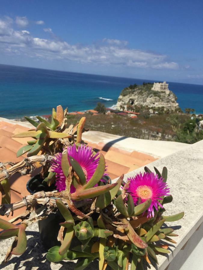 La Marinette Appartement Tropea Buitenkant foto