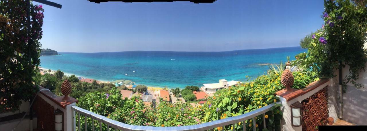 La Marinette Appartement Tropea Buitenkant foto