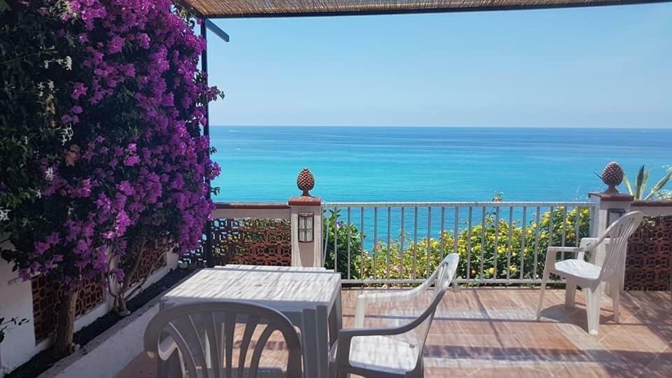 La Marinette Appartement Tropea Buitenkant foto