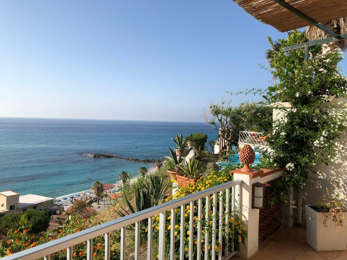 La Marinette Appartement Tropea Buitenkant foto